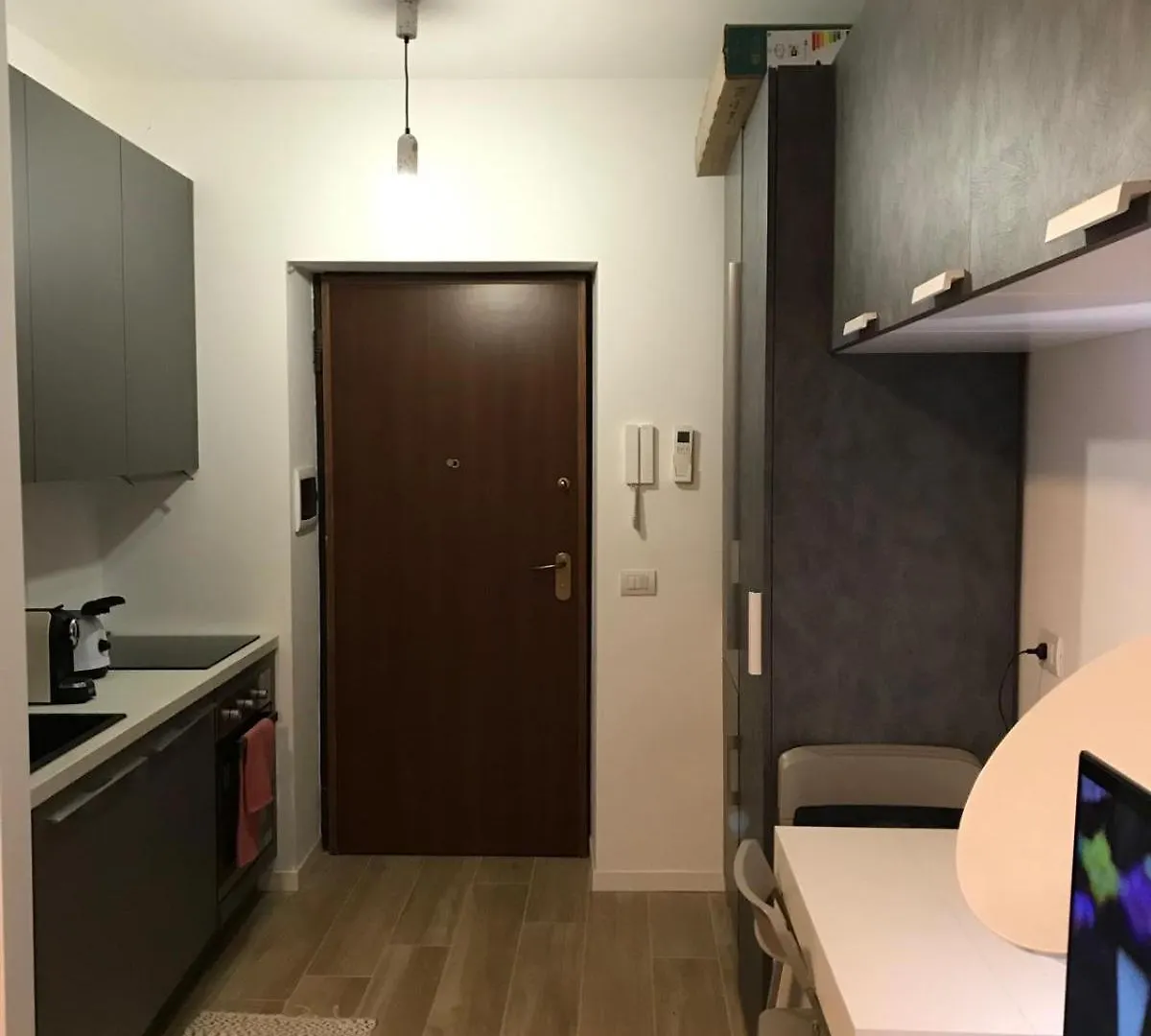 Porta Venezia Small House Milan