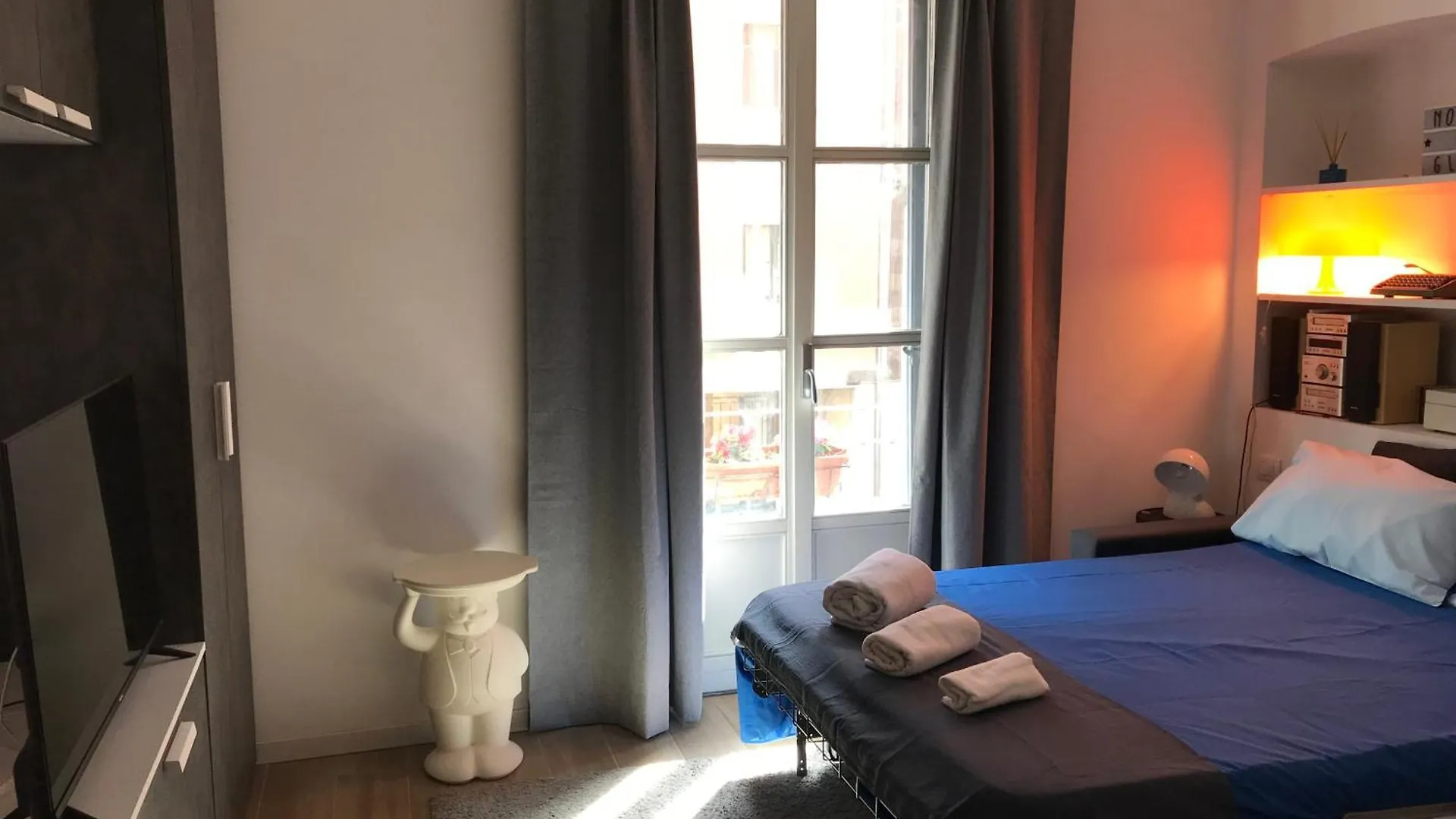Apartment Porta Venezia Small House Milan